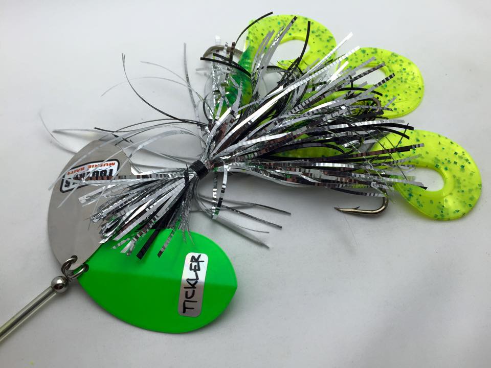 Toothy's Tackle muskie fishing lures specializes in custom musky b...